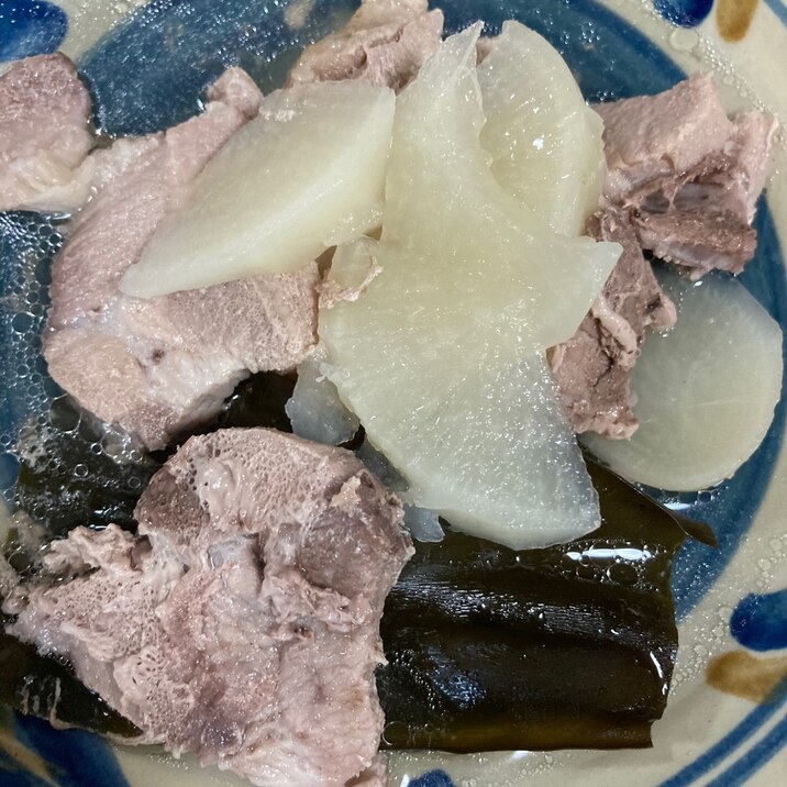 豚肉と大根の白だし煮